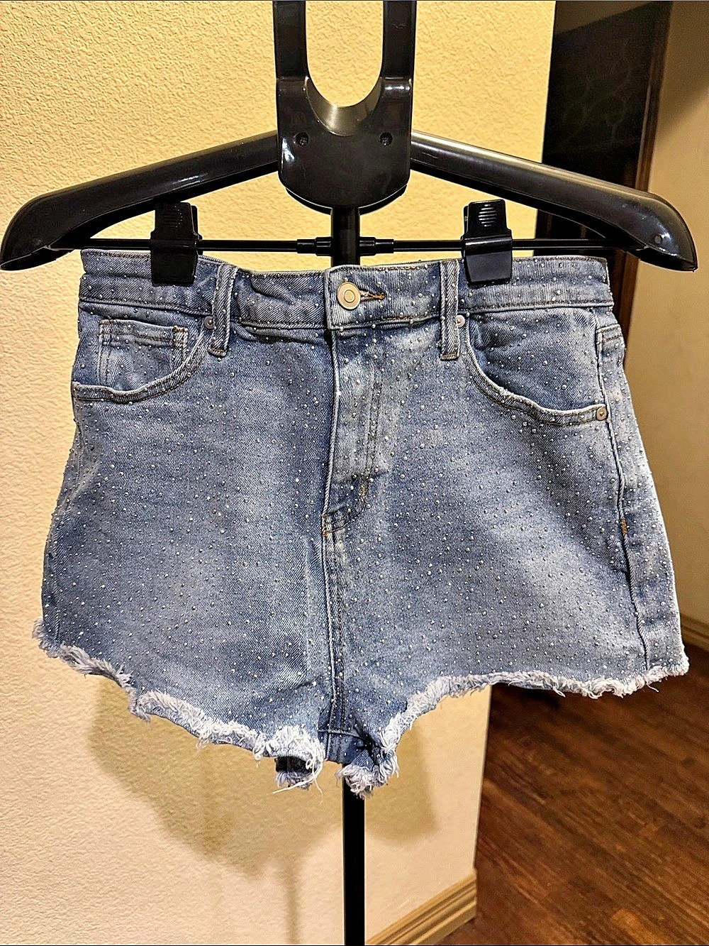 ALTA'R'D STATE Women's Rhinestone Denim Jean Shorts Waist 30